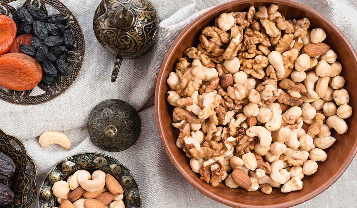How to Choose the Best Quality Dry Fruits Online